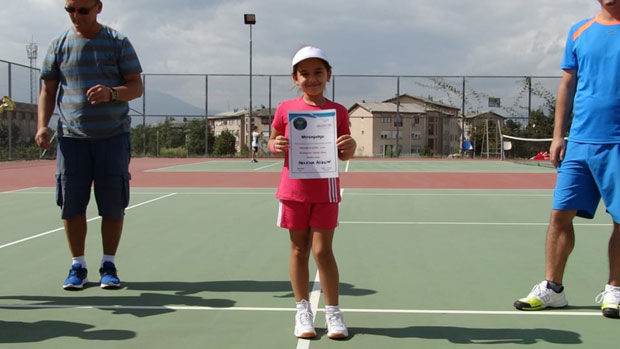 Сања сусрет са Нолетом: Животна жеља дванастогодишње девојчице би могла ускоро да се оствари